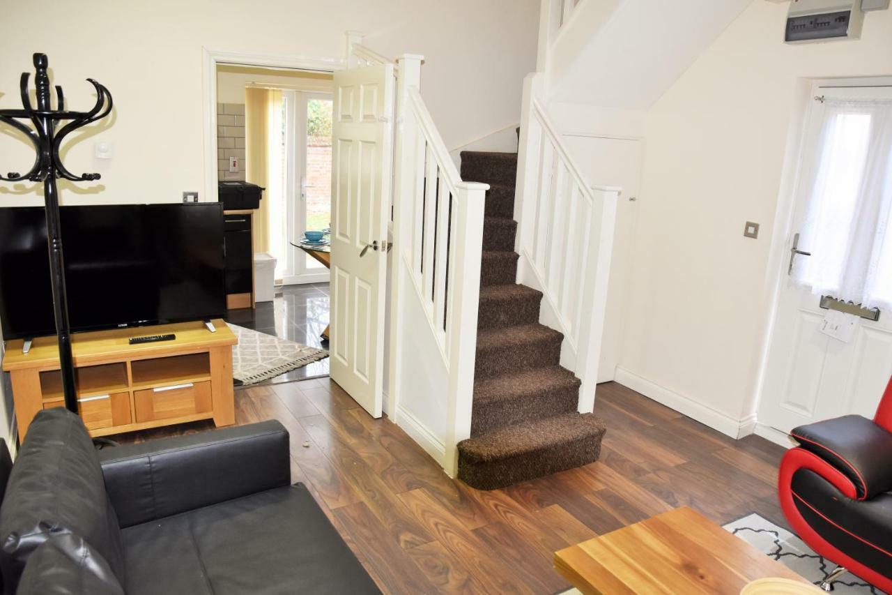 Luxury Duplex Apartment Bedford Dış mekan fotoğraf